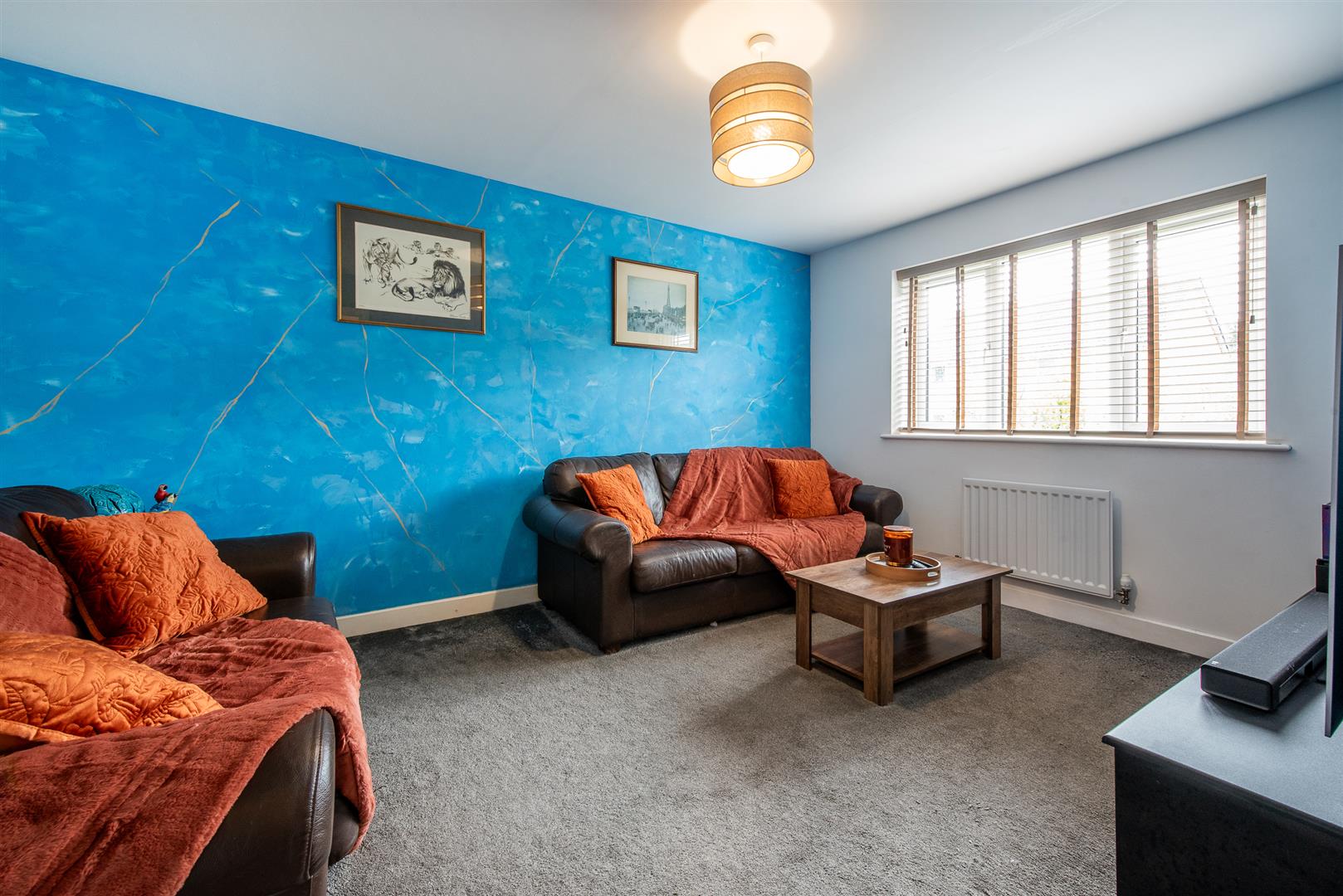 3 bed property in Wren Close, Preston